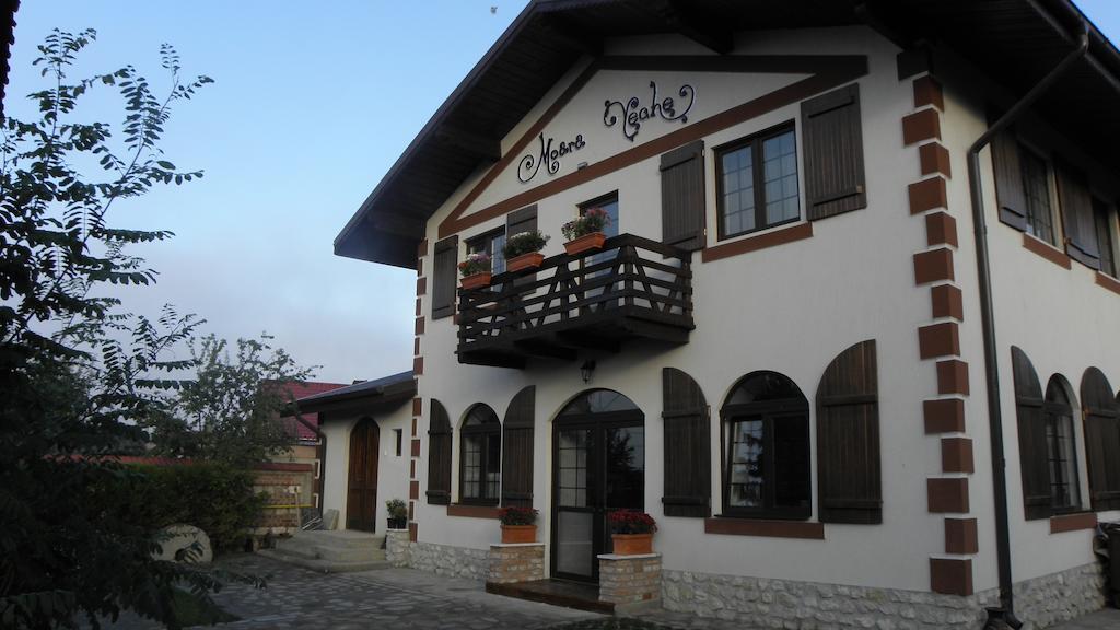 Hanul Moara Veche Pensiune Restaurant Berca Exterior photo